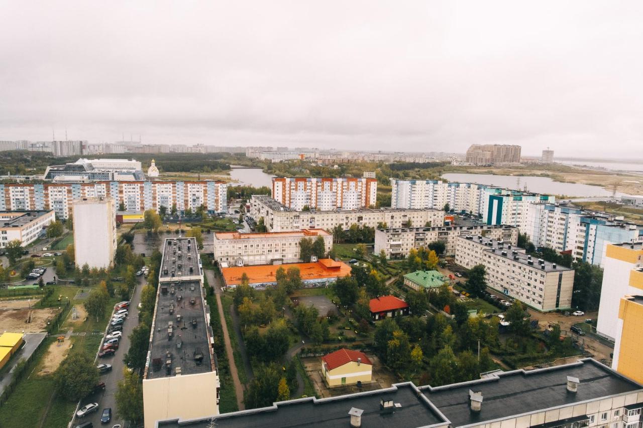 Gala Hotel Surgut Exterior photo